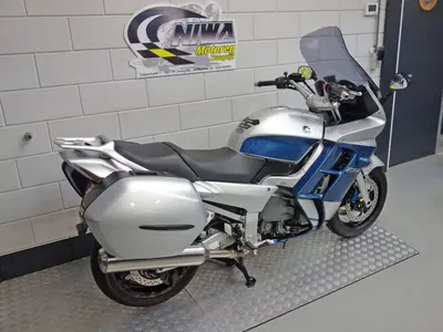 YAMAHA FJR 1300 – foto 4