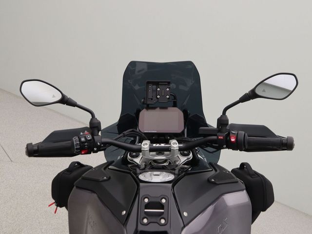 bmw - r-1300-gs-adventure-triple-black