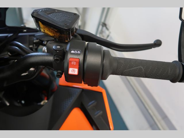 ktm - 990-duke