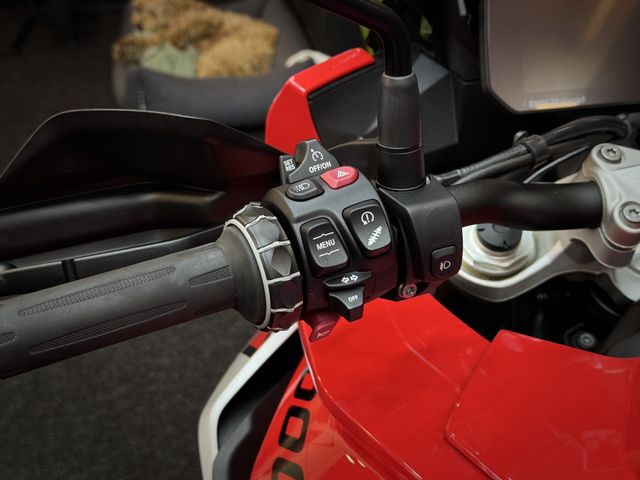 bmw - s-1000-xr