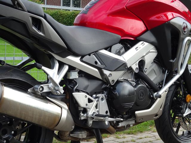 honda - vfr-800-x-crossrunner-abs