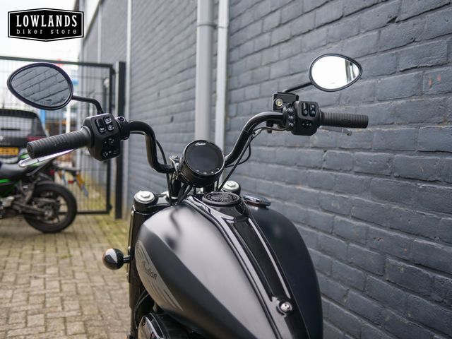 indian - chief-bobber-dark-horse