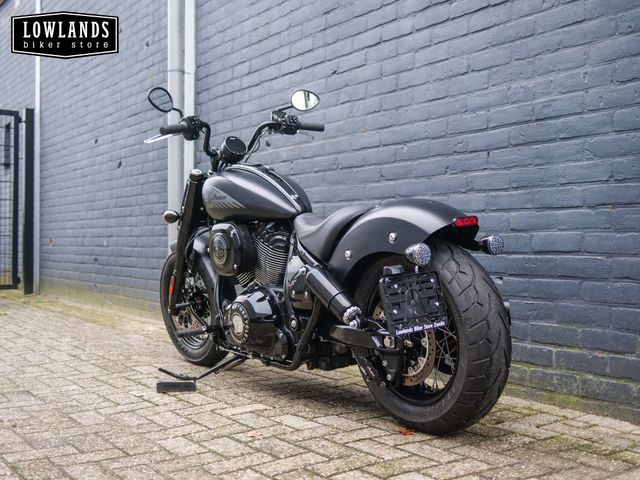 indian - chief-bobber-dark-horse