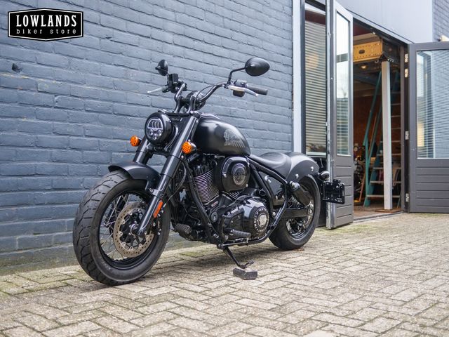 indian - chief-bobber-dark-horse