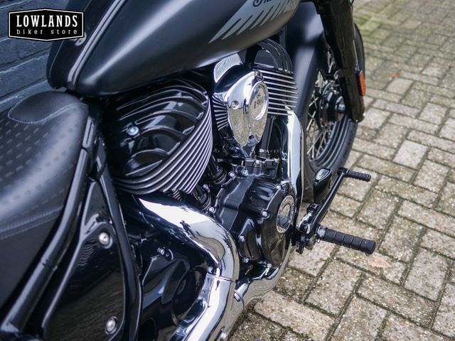 indian - chief-bobber-dark-horse