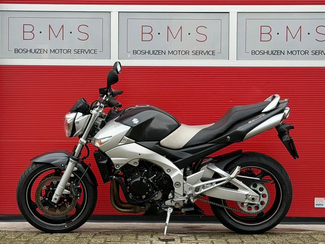 suzuki - gsr-600