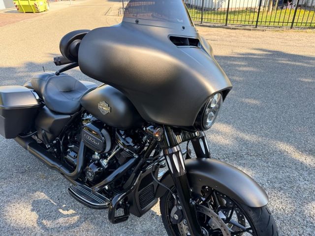 harley-davidson - street-glide-special-flhxs