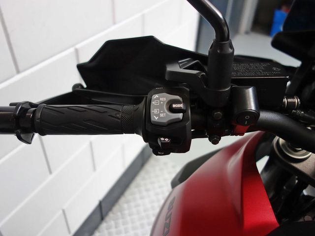 suzuki - v-strom-1050