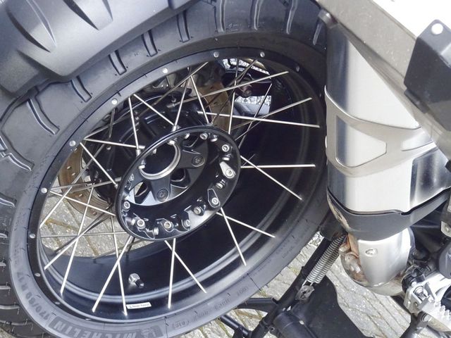 bmw - r-1250-gs-adventure