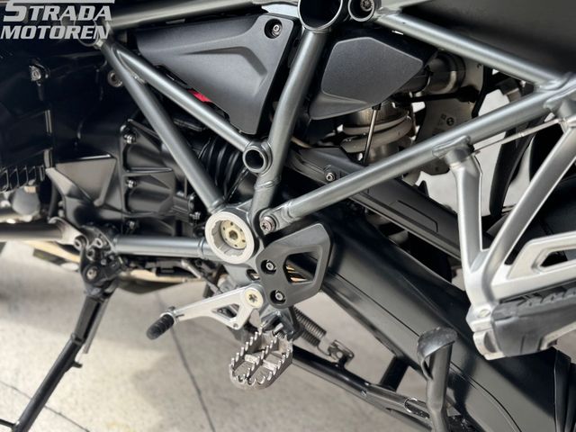 bmw - r-1200-gs-adventure-triple-black