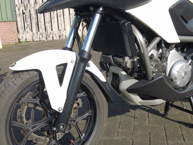 honda - nc-700-x-dct