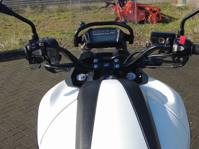 honda - nc-700-x-dct