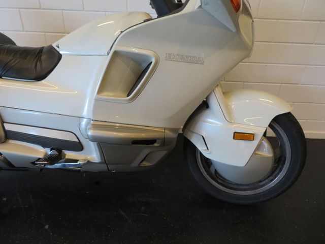 honda - pc-800-pacific-coast