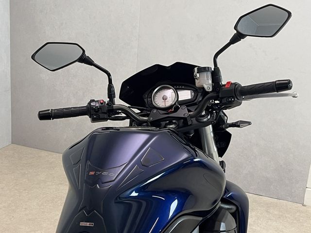 kawasaki - z-750-abs