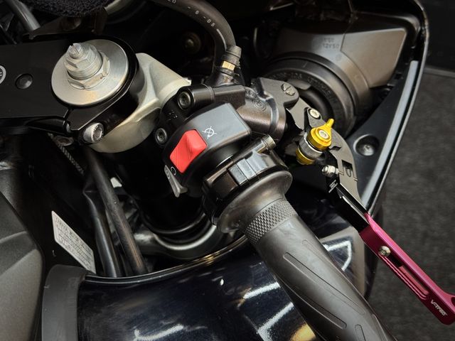 yamaha - yzf-r1