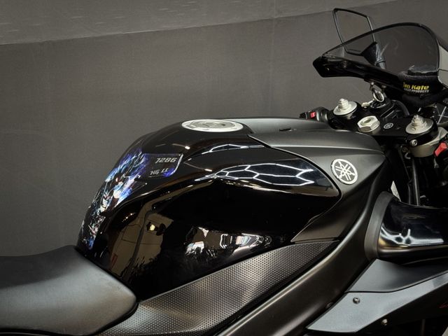 yamaha - yzf-r1