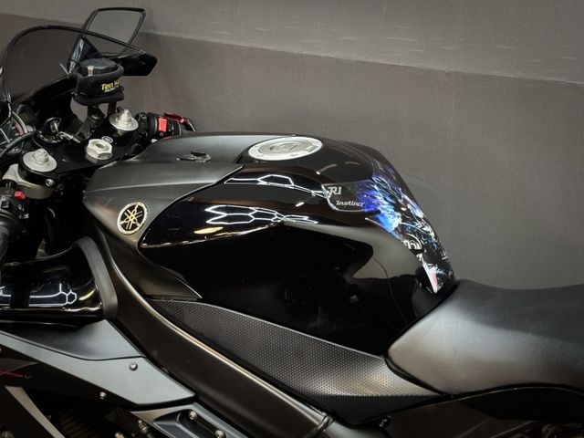 yamaha - yzf-r1