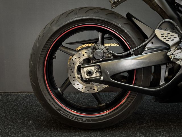 yamaha - yzf-r1