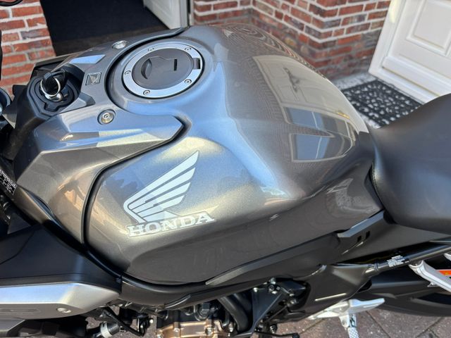 honda - cb-650-r-neo-sports-cafe