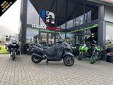 YAMAHA TRICITY 300
