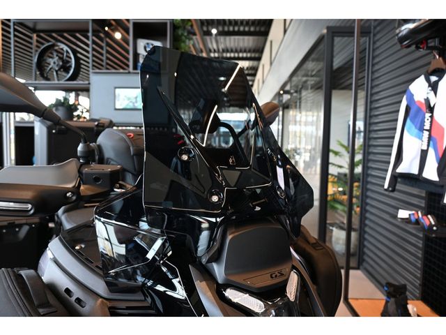 bmw - r-1300-gs-adventure