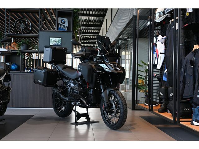 bmw - r-1300-gs-adventure