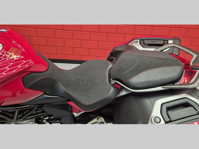 mv-agusta - turismo-veloce-800-rc