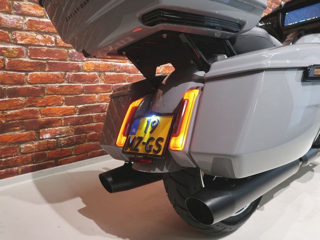 harley-davidson - flhxu-street-glide-ultra