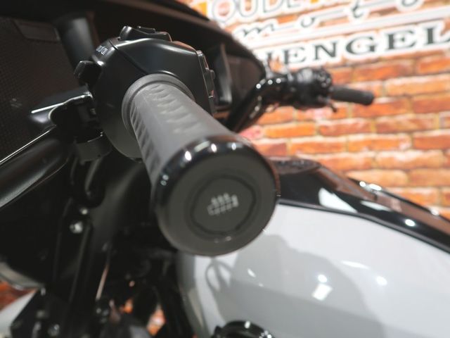 harley-davidson - flhxu-street-glide-ultra