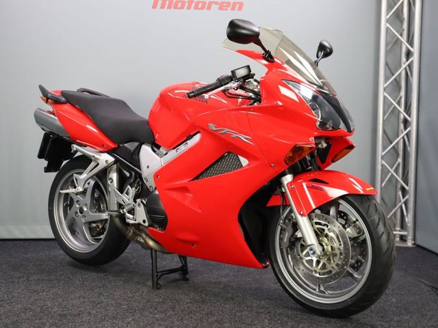 honda - vfr-800-fi-vtec