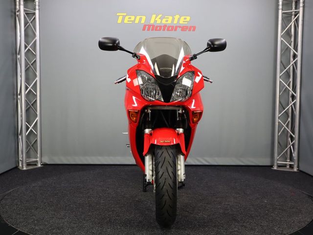 honda - vfr-800-fi-vtec