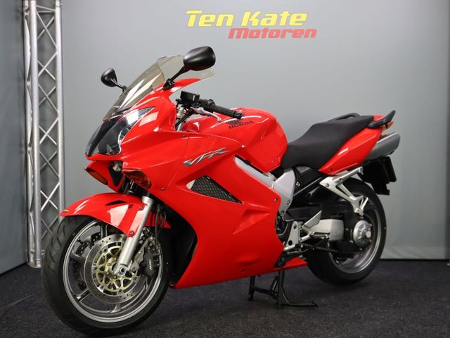 honda - vfr-800-fi-vtec