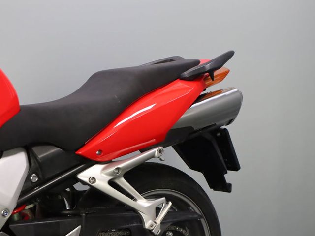 honda - vfr-800-fi-vtec