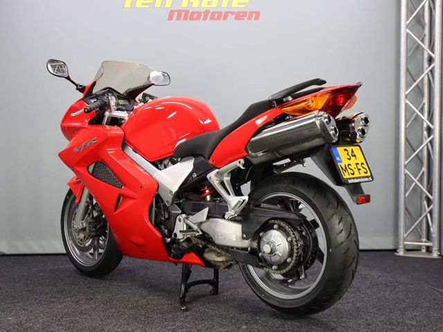 honda - vfr-800-fi-vtec