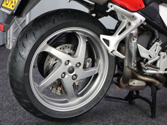 honda - vfr-800-fi-vtec