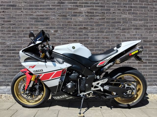 yamaha - yzf-r1