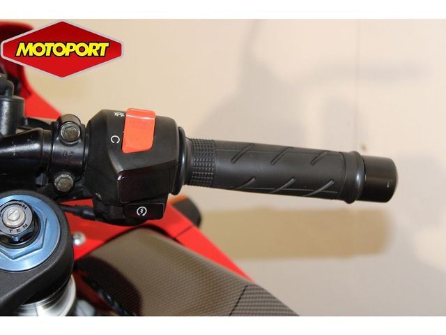 honda - cbr-900-rr-fireblade