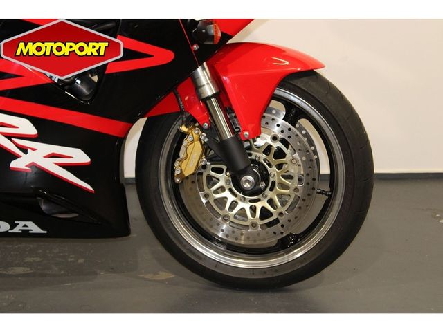 honda - cbr-900-rr-fireblade