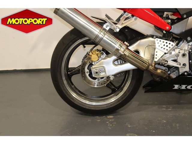 honda - cbr-900-rr-fireblade