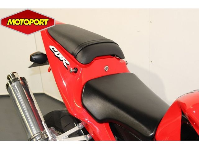 honda - cbr-900-rr-fireblade