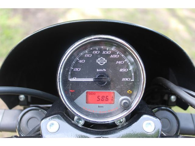 harley-davidson - street-750