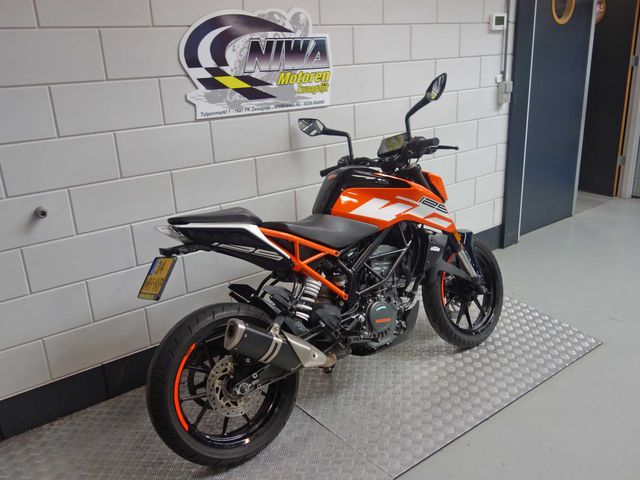 ktm - 125-duke
