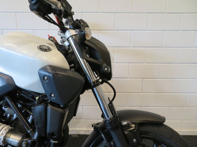 yamaha - mt-03