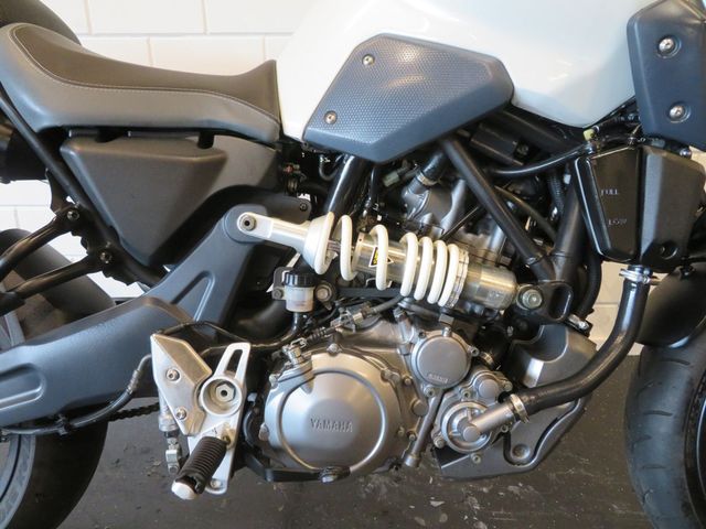 yamaha - mt-03