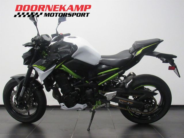 kawasaki - z900