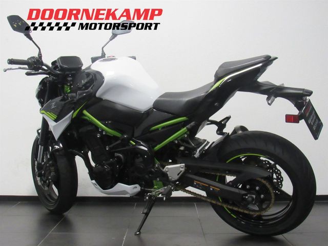kawasaki - z900