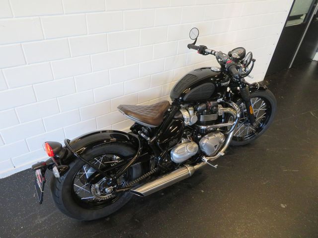 triumph - bonneville-bobber