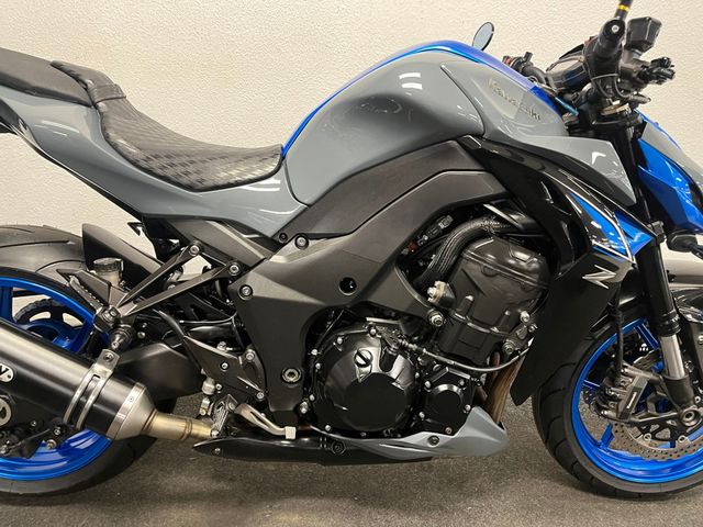 kawasaki - z1000-abs