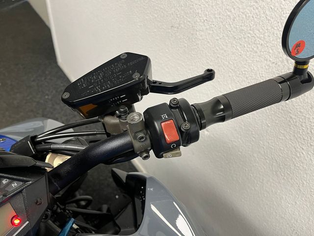 kawasaki - z1000-abs