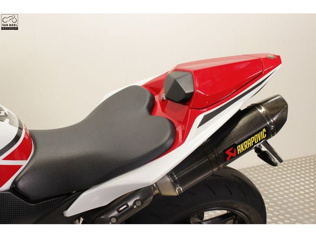 yamaha - r1